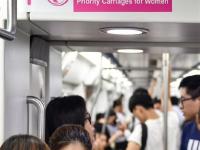深圳地铁试行女士优先车厢