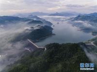  安徽霍山：雨后大别山