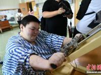 中国“首胖”成都减肥 5个月减去近140斤