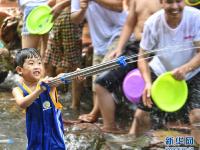  成都：古镇亲水度夏