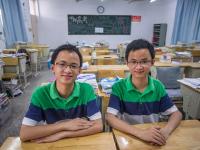 寒门出贵子!双胞胎兄弟全都考进名校