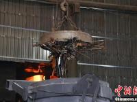 贵阳警方集中统一销毁非法枪爆物品