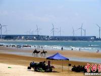 福建漳浦六鳌风电场蔚为壮观