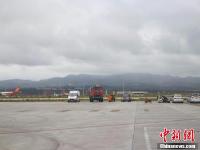 昆明长水机场一旅客谎称飞机有炸弹 已被警方控制