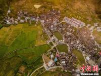 夕阳下的湖南桂阳古村落 烟雾缭绕美如画