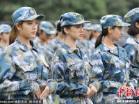 南京艺术学院新生军训颜值刷爆