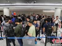 上海机场口岸迎来返程入境高峰