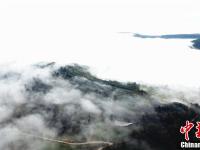 雨后的甘肃山乡宛若仙境