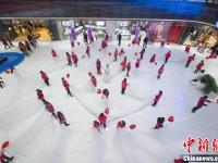 百米婚纱亮相山西太原