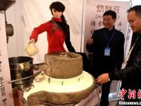 中国徽菜博览会上演“色香味盛宴”