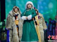第十四届蒙古族服装服饰节开幕