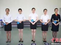 山西太原招空乘 18岁少女欲圆空姐蓝天梦