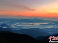 福建周宁现云海美景