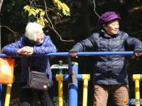 市民享受冬日暖阳