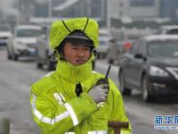  长沙：除冰铲雪保畅通