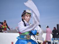  农村舞台闹新春