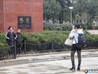 春节回家：满满的行囊满满的情