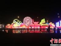  福建漳州灯展流光溢彩