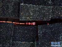  刻纸龙灯“闹”元宵