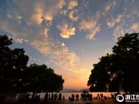  杭州持续晴朗 西湖彩霞满天