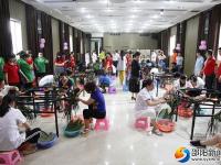 “我们的节日·端午”包粽子比赛举行