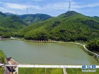  抗台防汛 浙江湖州乡村“河长”巡查忙