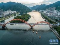 浙江建德：17℃江水送清凉