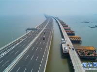  新建福厦铁路泉州湾跨海大桥高温下紧张施工