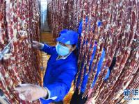  江苏连云港：传统香肠 腊月飘香
