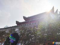邵阳：市民乐享久违的暖阳