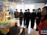  警企联建迎“三八”