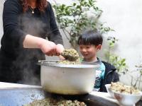  贵州玉屏：春天侗家“社饭”飘香
