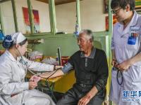 为优抚老人上门送健康