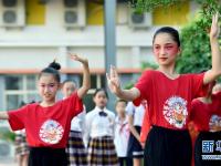  石家庄：校园戏曲节体验戏曲魅力