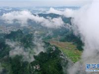  雾绕瑶山