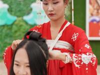  传统服饰过七夕