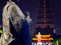  长安灯如昼 古都夜未央