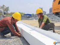 建筑工人：用汗水谱写产业项目建设之歌