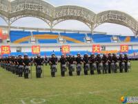 组图|“三警”大比武 沙场秋点兵