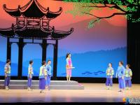 大型现代邵阳花鼓戏《山乡工匠》首演