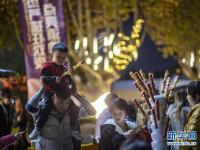  “夜经济”点亮滇池