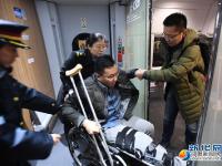 用爱心温暖旅客出行路