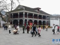 遵义：红色旅游热