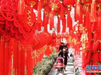 备年货 迎春节
