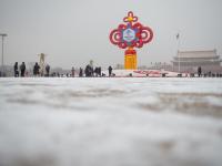京城大寒时节雪花飘
