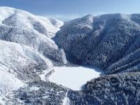 雪后六盘山
