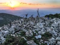草链岭风光无限好
