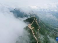 烟雨长城
