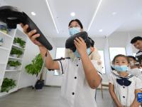 争做环境守护者
