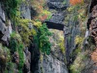 南京：斑斓“胭脂奇峡”
